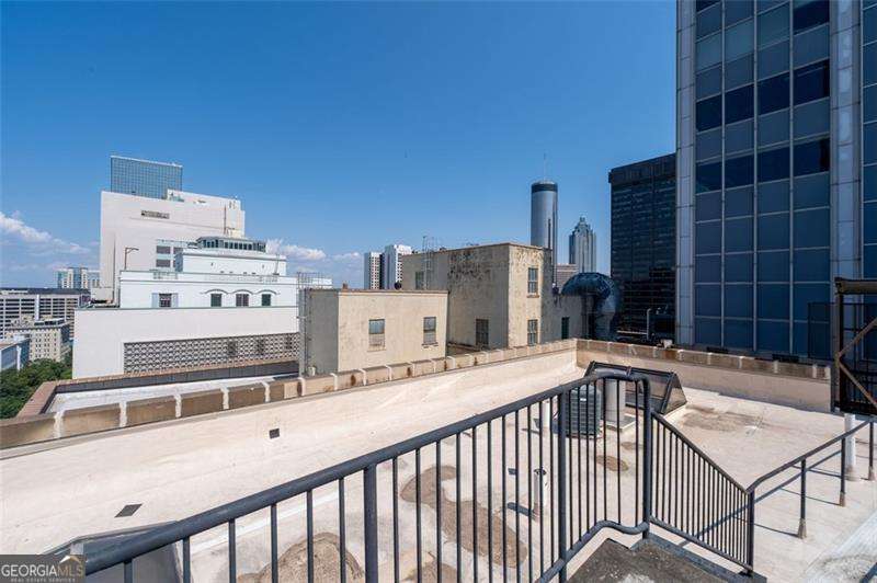 32 Peachtree Street NW Atlanta GA 30303