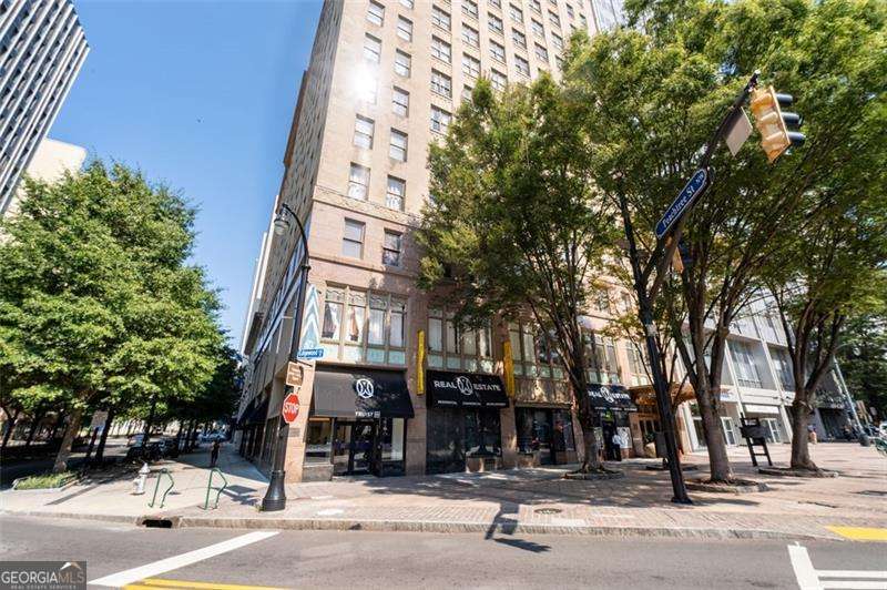 32 Peachtree Street NW Atlanta GA 30303