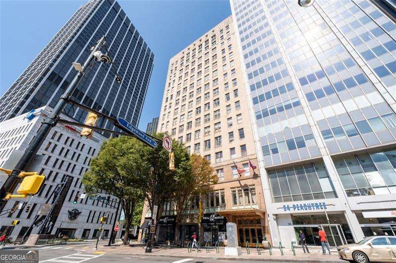32 Peachtree Street NW Atlanta GA 30303
