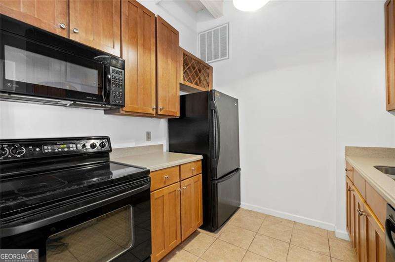32 Peachtree Street NW Atlanta GA 30303