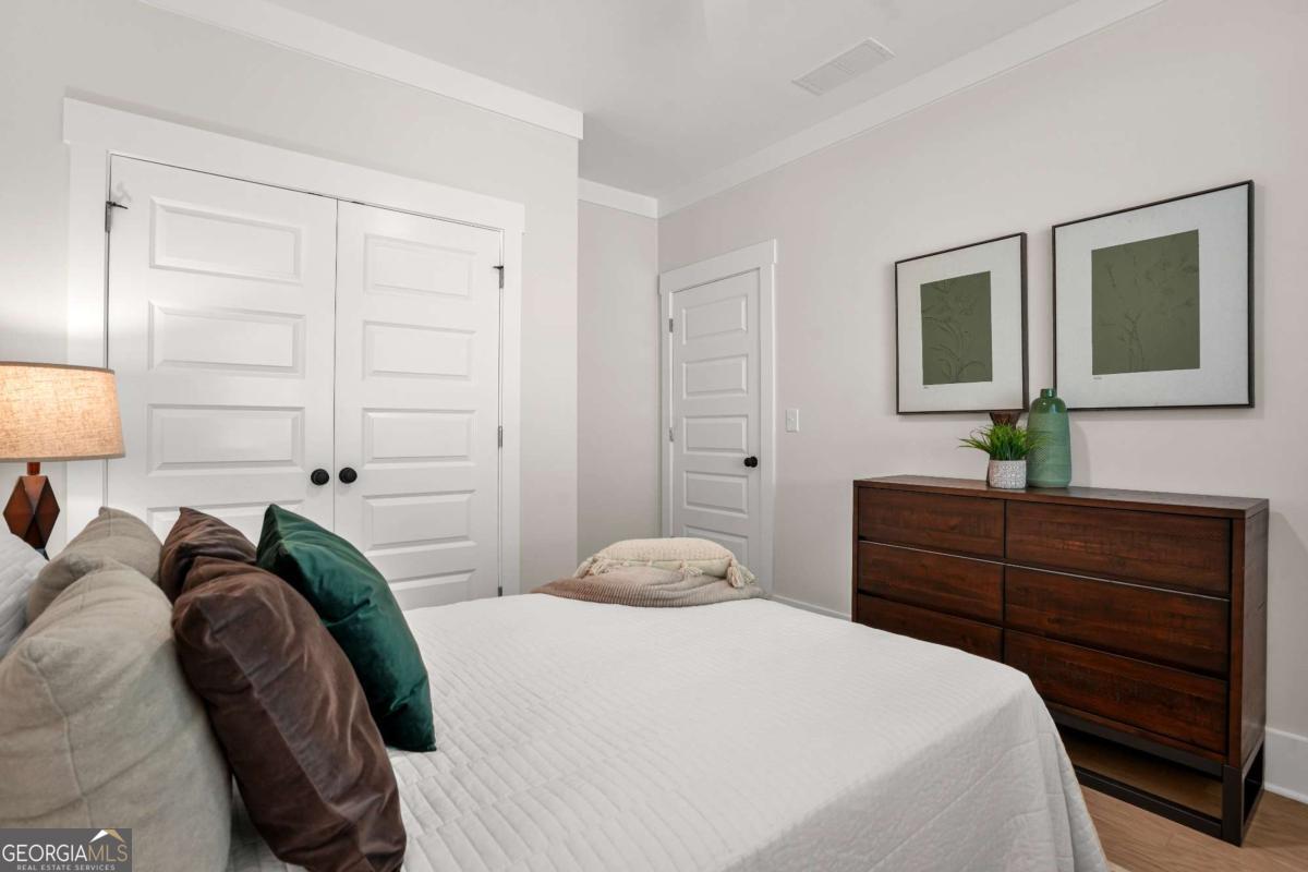 3216 Cedar Street Scottdale GA 30079