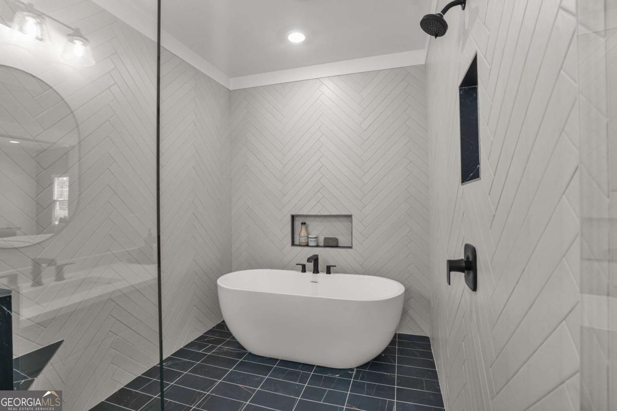 3216 Cedar Street Scottdale GA 30079