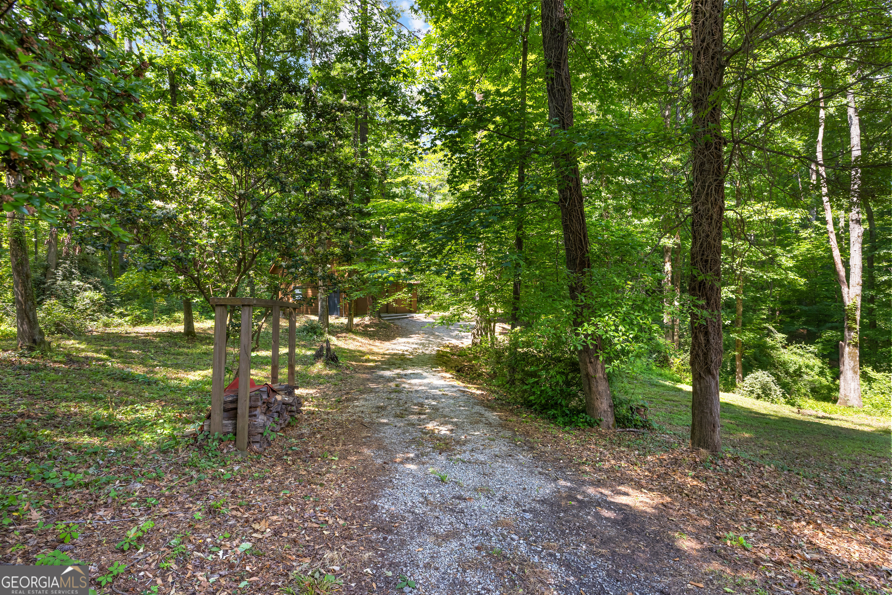 15 Red Bud Trail Newnan GA 30263