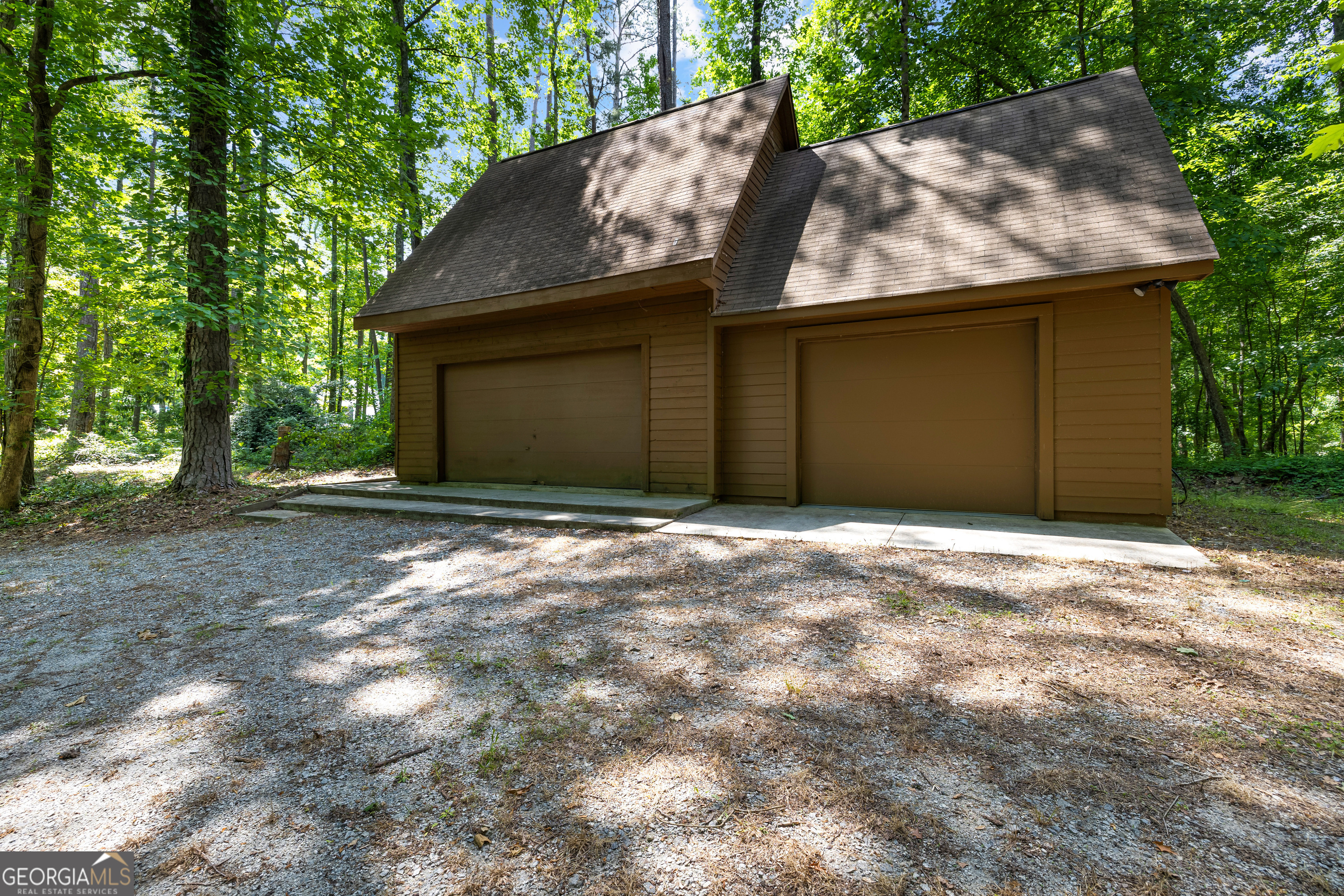 15 Red Bud Trail Newnan GA 30263
