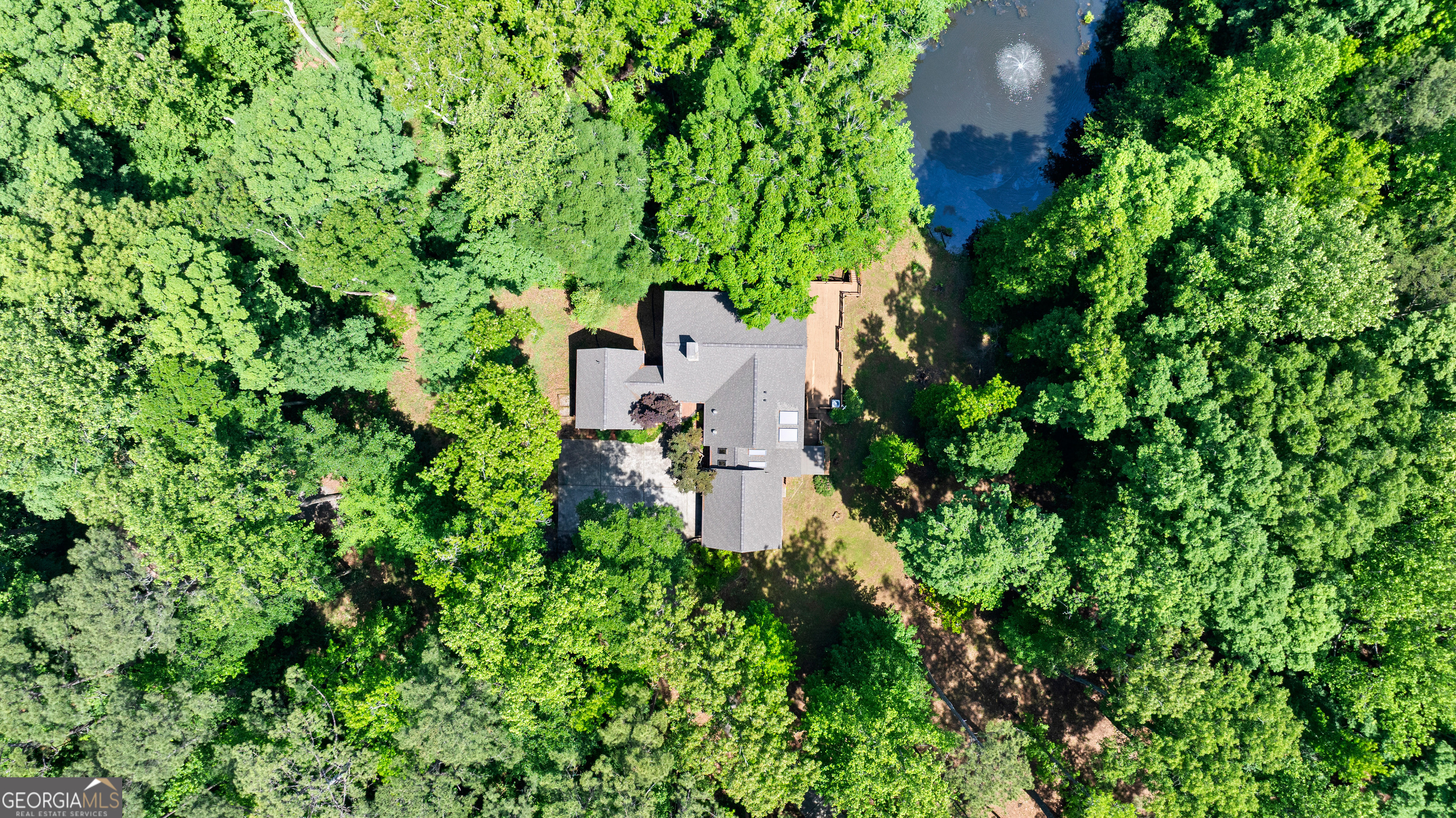 15 Red Bud Trail Newnan GA 30263