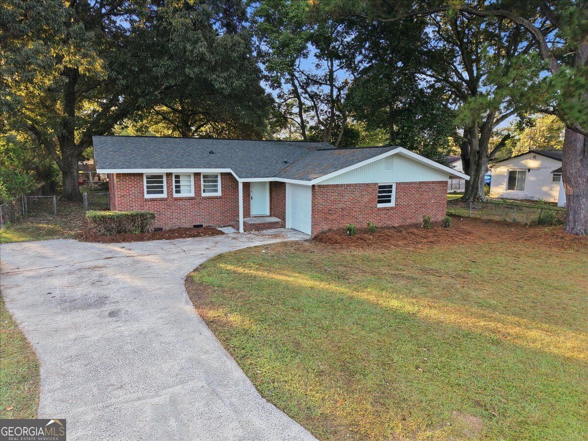 338 Mike Street Warner Robins GA 31088