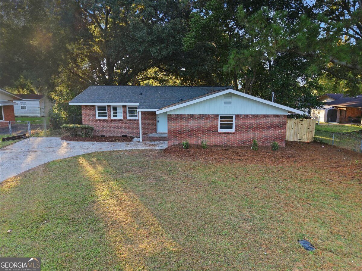 338 Mike Street Warner Robins GA 31088