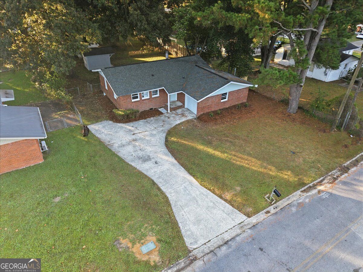338 Mike Street Warner Robins GA 31088