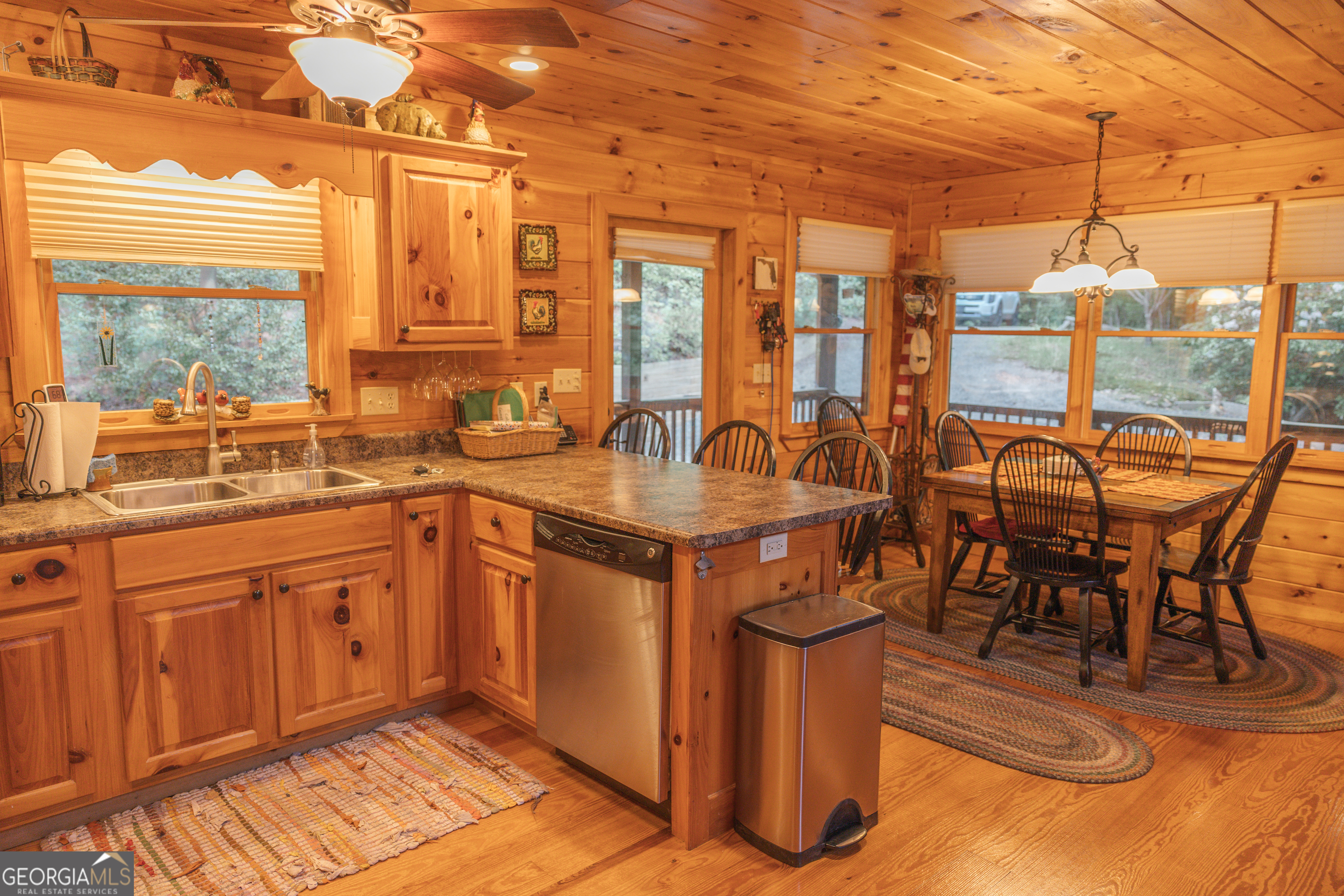 351 John Dick Overlook Blue Ridge GA 30513