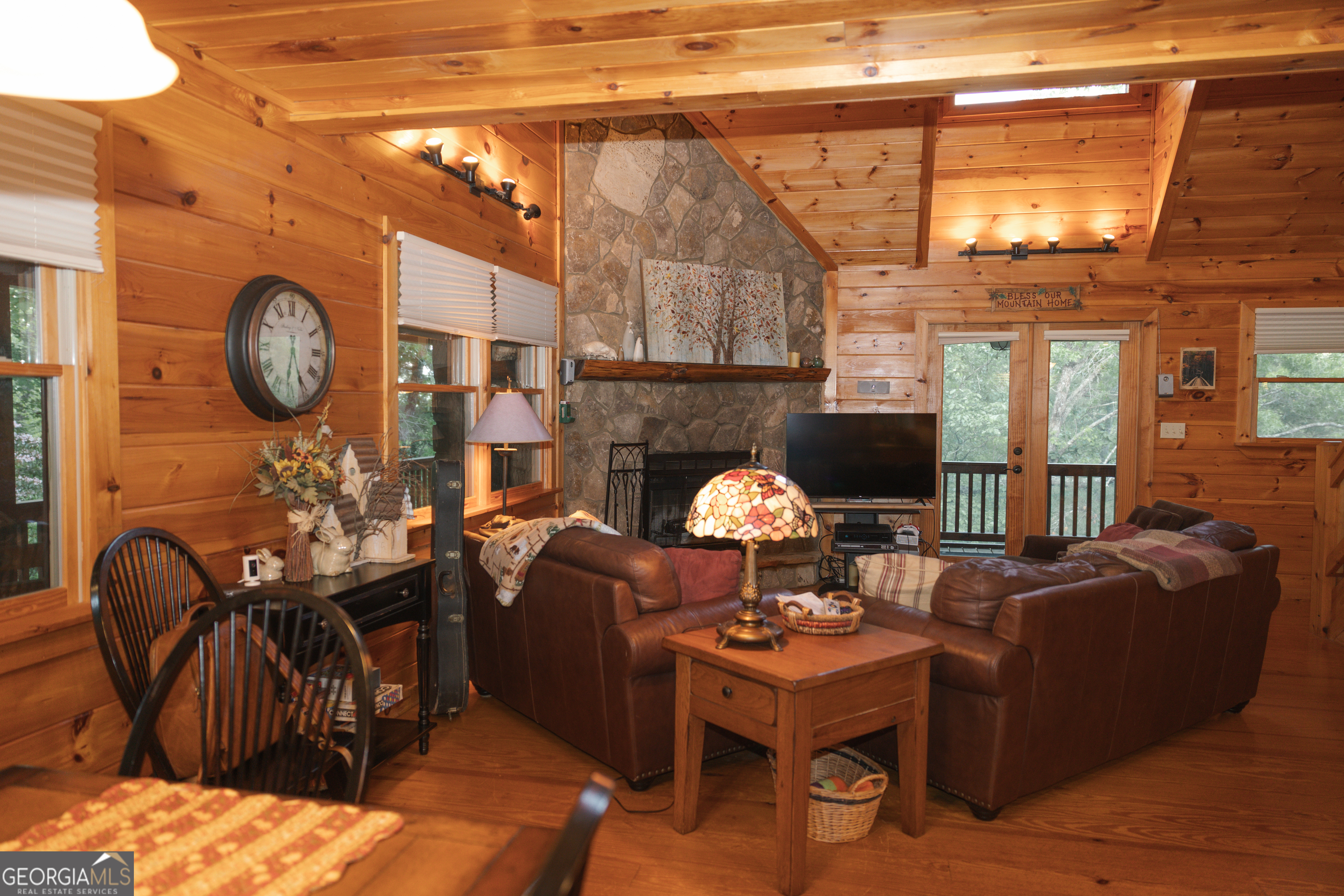 351 John Dick Overlook Blue Ridge GA 30513