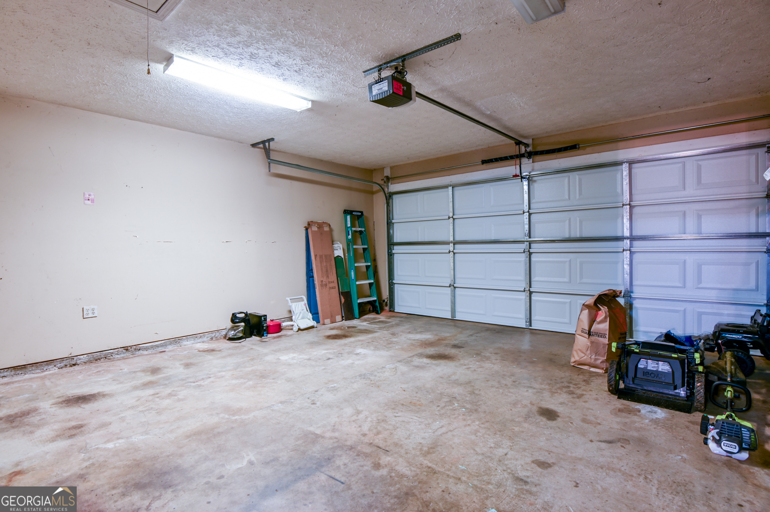 481 Sarahs Lane Locust Grove GA 30248