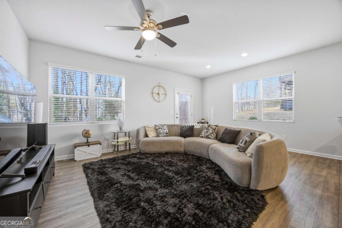 3175 Meadowstone Lane SW Atlanta GA 30331