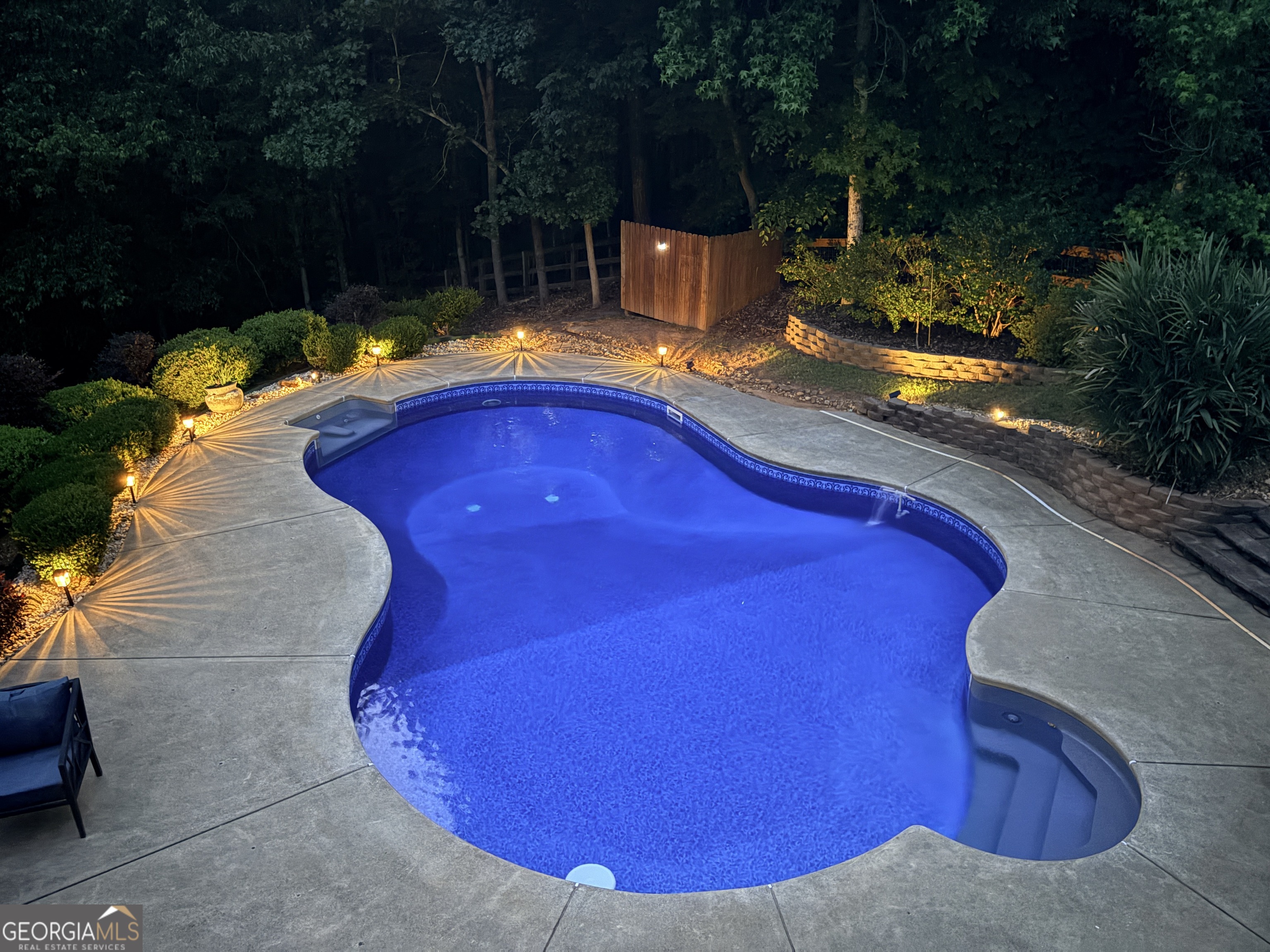 27 Roberson Drive Cartersville GA 30121