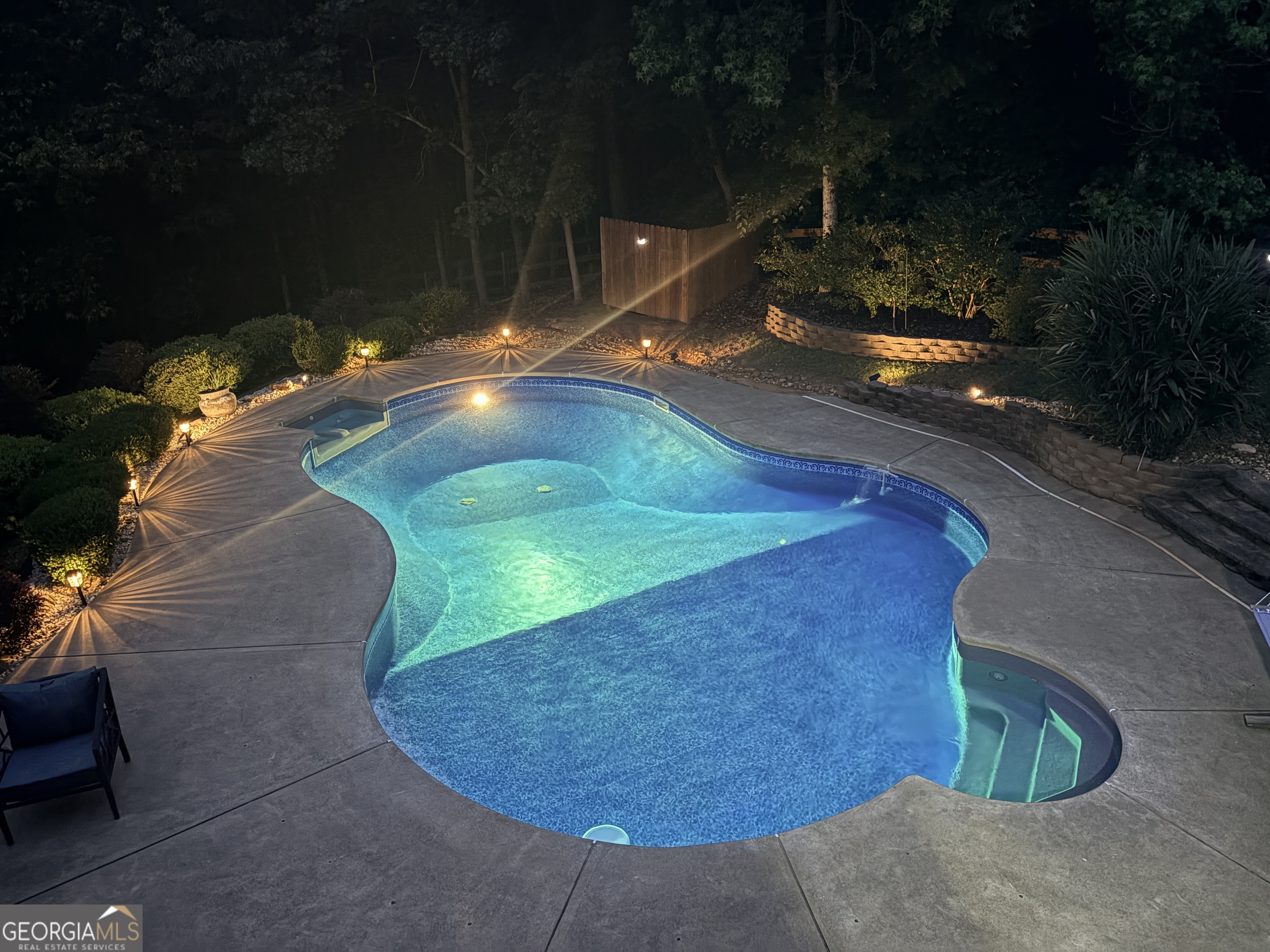27 Roberson Drive Cartersville GA 30121