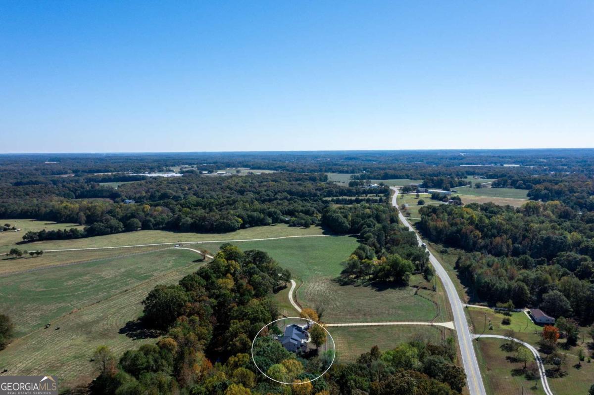 173 & 175 Deer Creek Farms Road Hartwell GA 30643