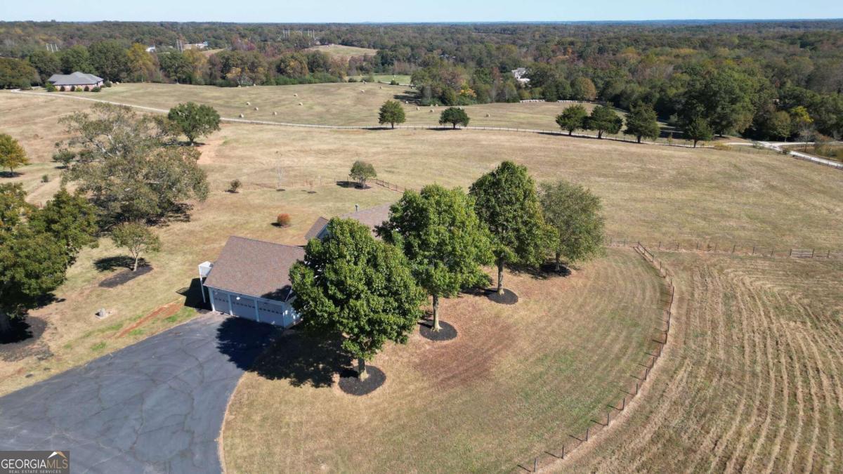 173 & 175 Deer Creek Farms Road Hartwell GA 30643