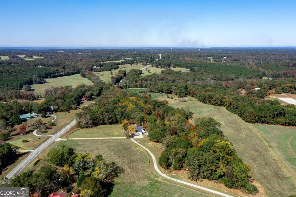 173 & 175 Deer Creek Farms Road Hartwell GA 30643