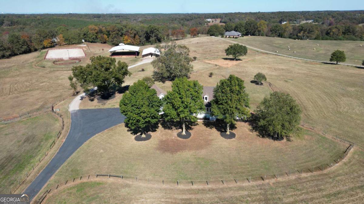 173 & 175 Deer Creek Farms Road Hartwell GA 30643
