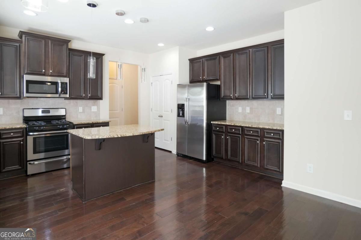 7621 Bowhead Court Fairburn GA 30213