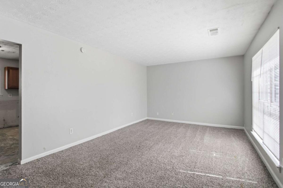 8822 Ashwood Drive Riverdale GA 30274
