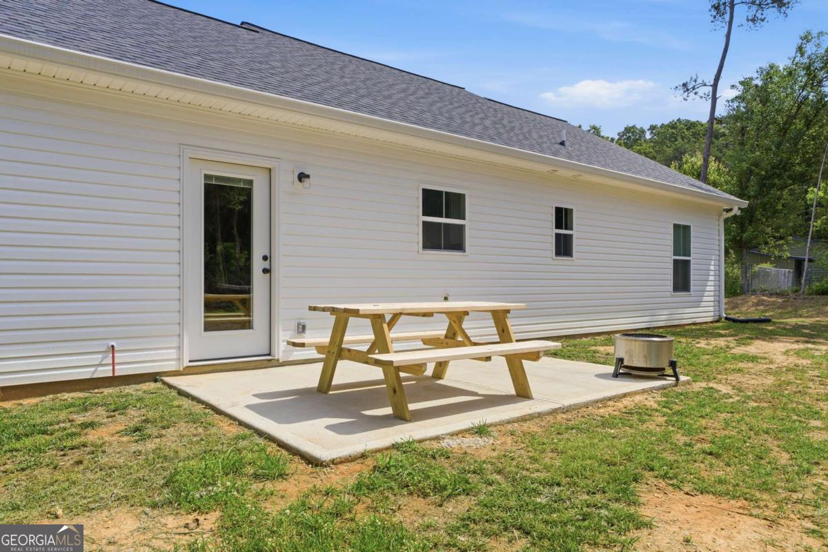 64 Bradley Trail Kingston GA 30145