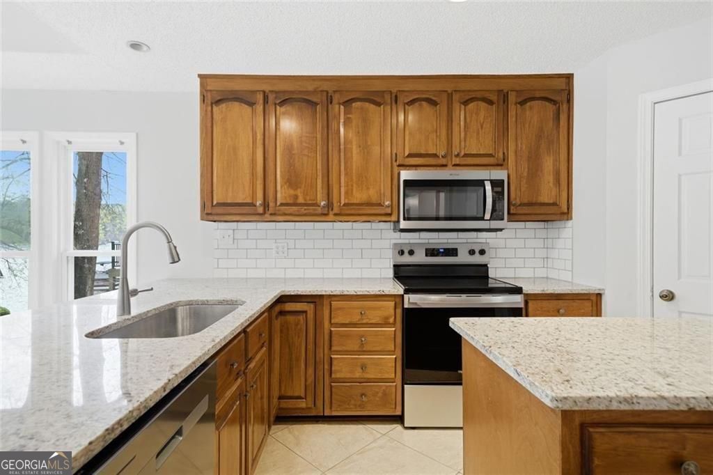 215 White Antelope Street Waleska GA 30183