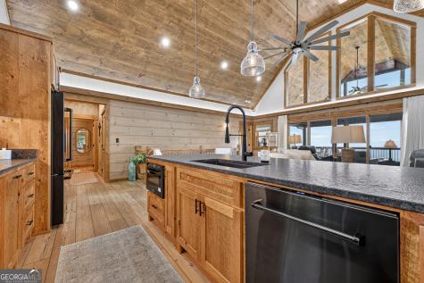 401 Kittatinny Drive Mineral Bluff GA 30559