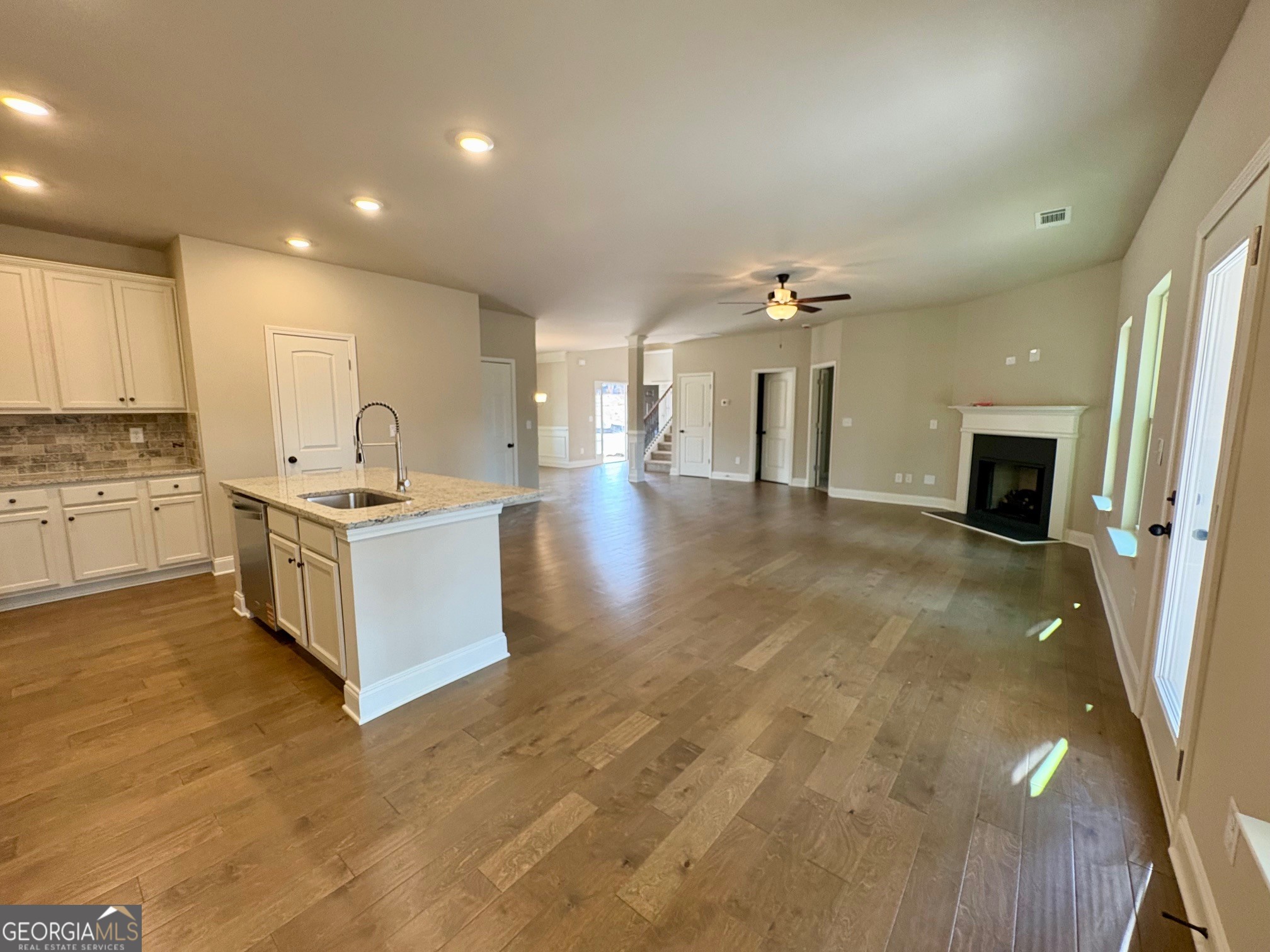 1007 Lakeview Oaks Court Grayson GA 30017