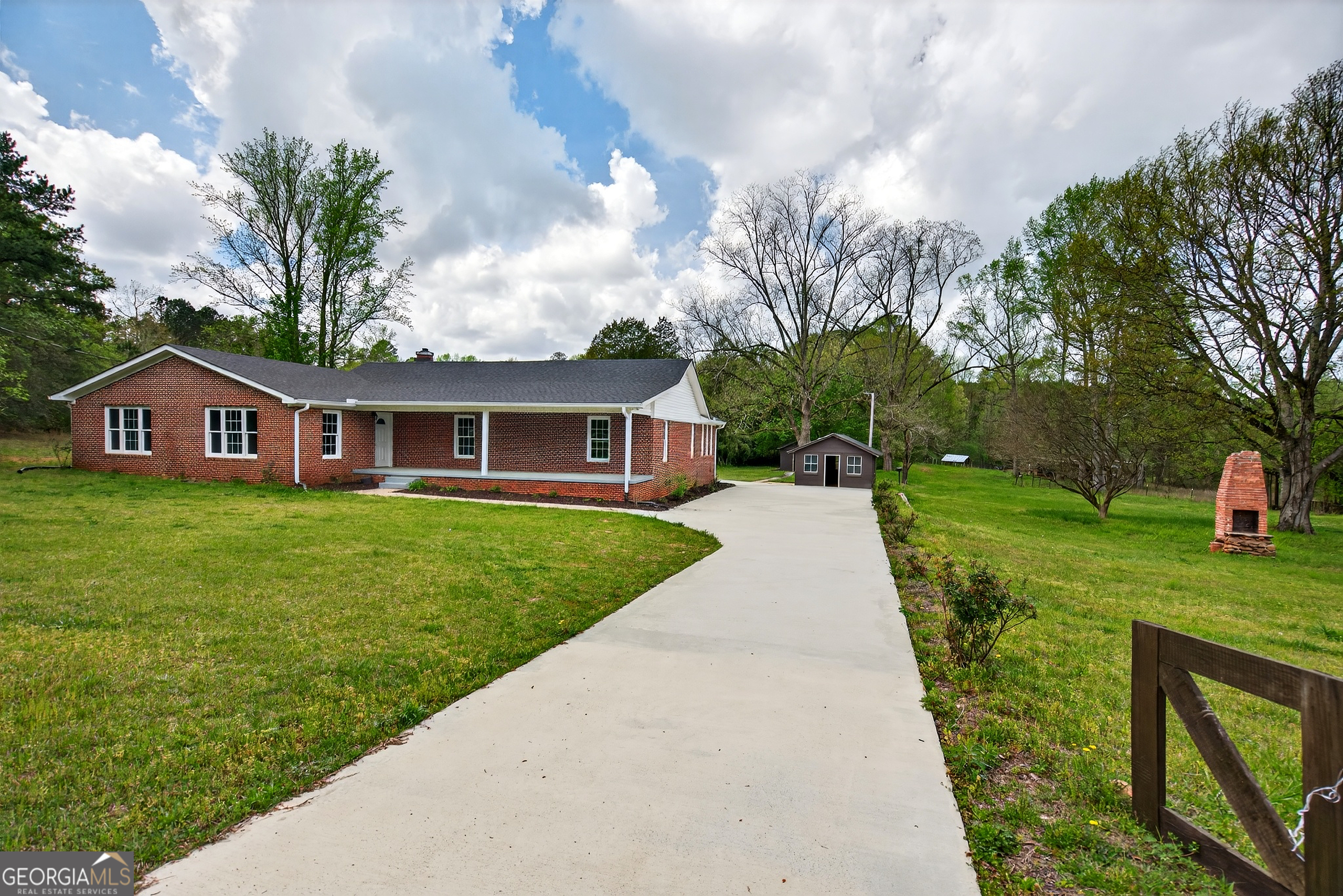 7142 Hamilton Road Pine Mountain GA 31822