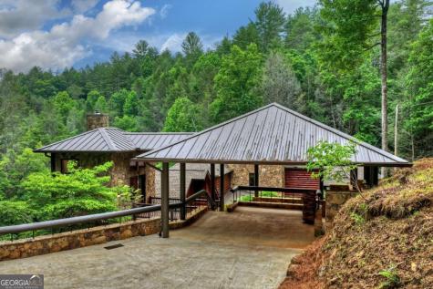 192 Delphi Hills Lane Mccaysville GA 30555