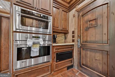 192 Delphi Hills Lane Mccaysville GA 30555