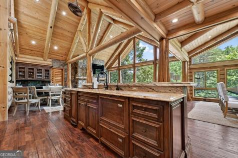 192 Delphi Hills Lane Mccaysville GA 30555