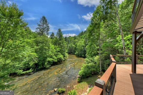 192 Delphi Hills Lane Mccaysville GA 30555