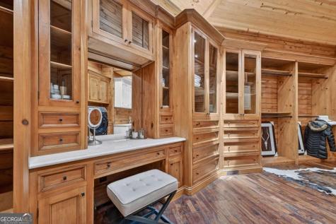 192 Delphi Hills Lane Mccaysville GA 30555