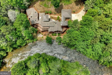 192 Delphi Hills Lane Mccaysville GA 30555