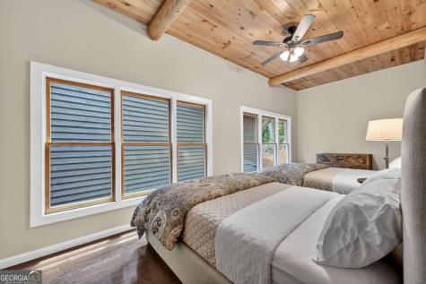 192 Delphi Hills Lane Mccaysville GA 30555