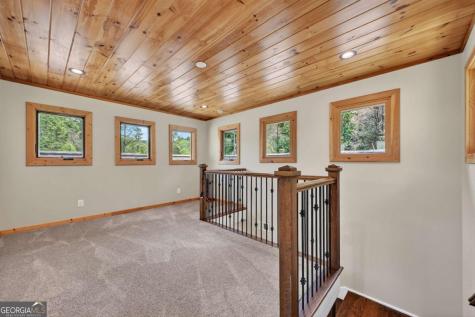192 Delphi Hills Lane Mccaysville GA 30555