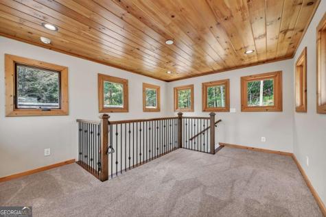 192 Delphi Hills Lane Mccaysville GA 30555
