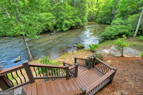 192 Delphi Hills Lane Mccaysville GA 30555