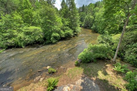 192 Delphi Hills Lane Mccaysville GA 30555