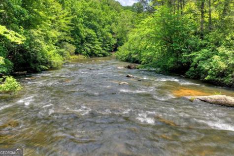 192 Delphi Hills Lane Mccaysville GA 30555