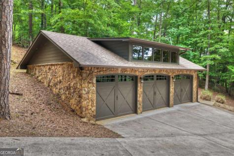 192 Delphi Hills Lane Mccaysville GA 30555