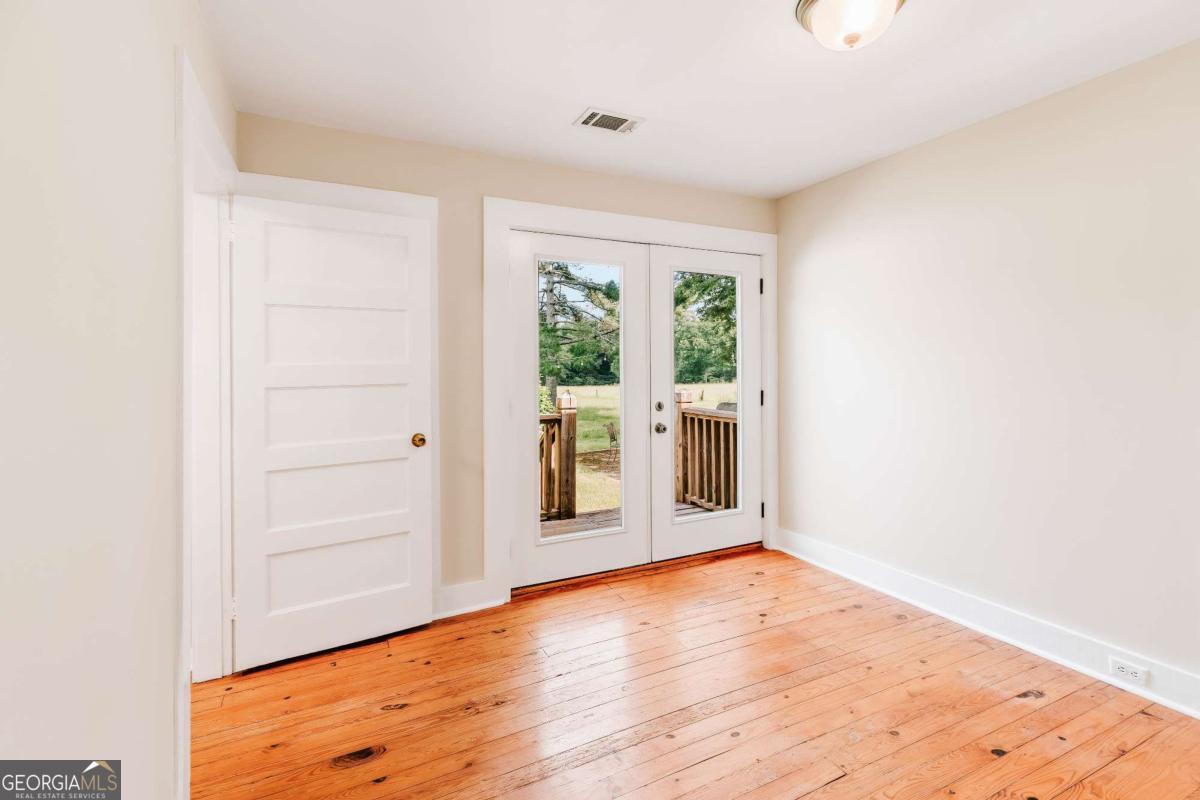 6 Burt Road Carlton GA 30627