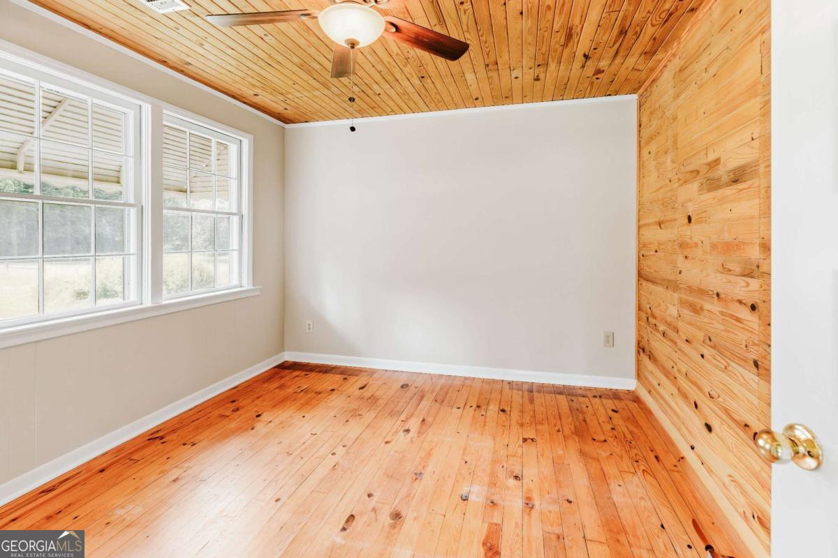 6 Burt Road Carlton GA 30627