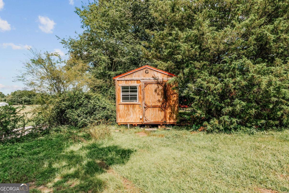 6 Burt Road Carlton GA 30627