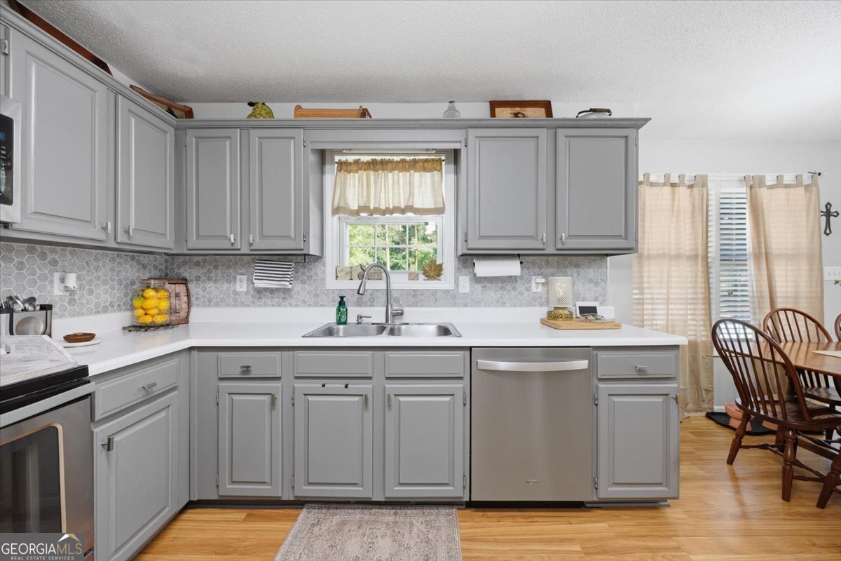 129 Royal Lane Gray GA 31032