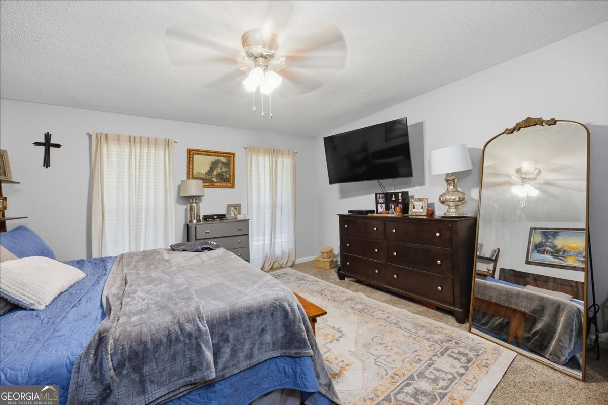 129 Royal Lane Gray GA 31032