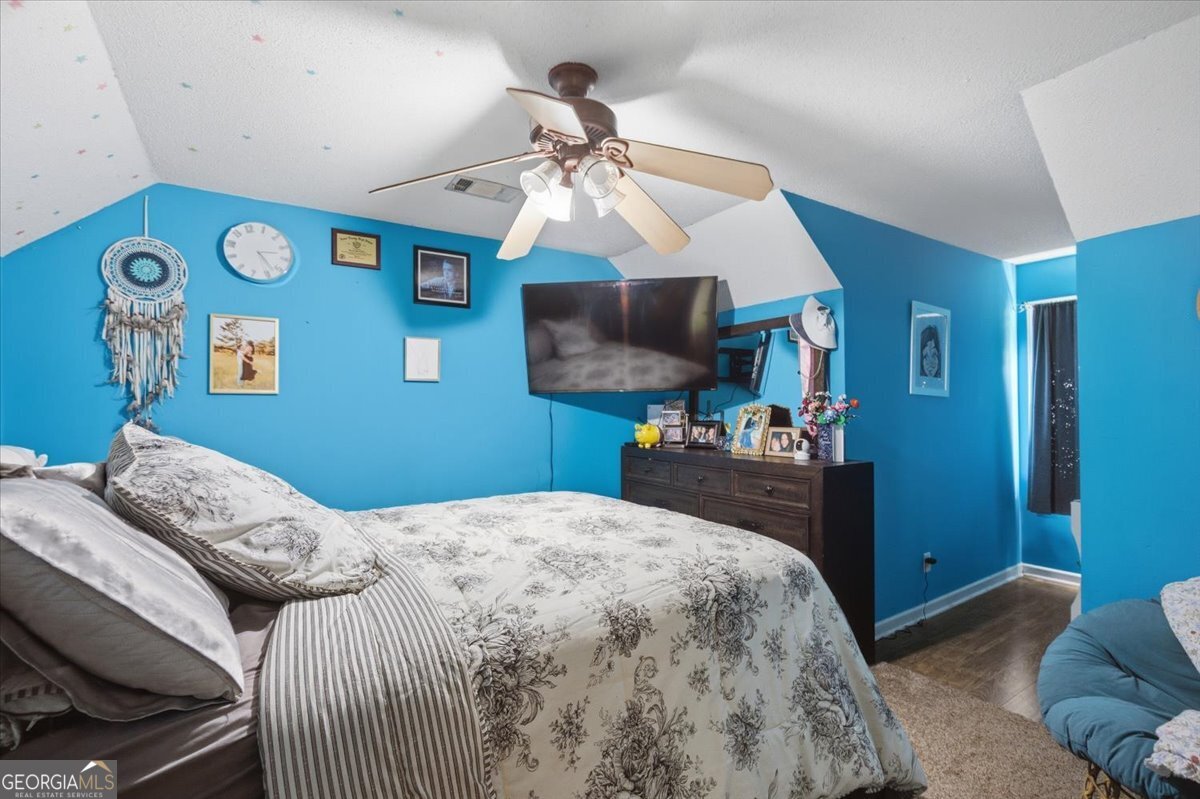 129 Royal Lane Gray GA 31032