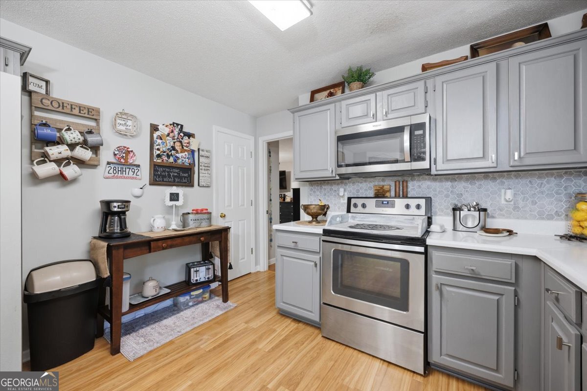 129 Royal Lane Gray GA 31032