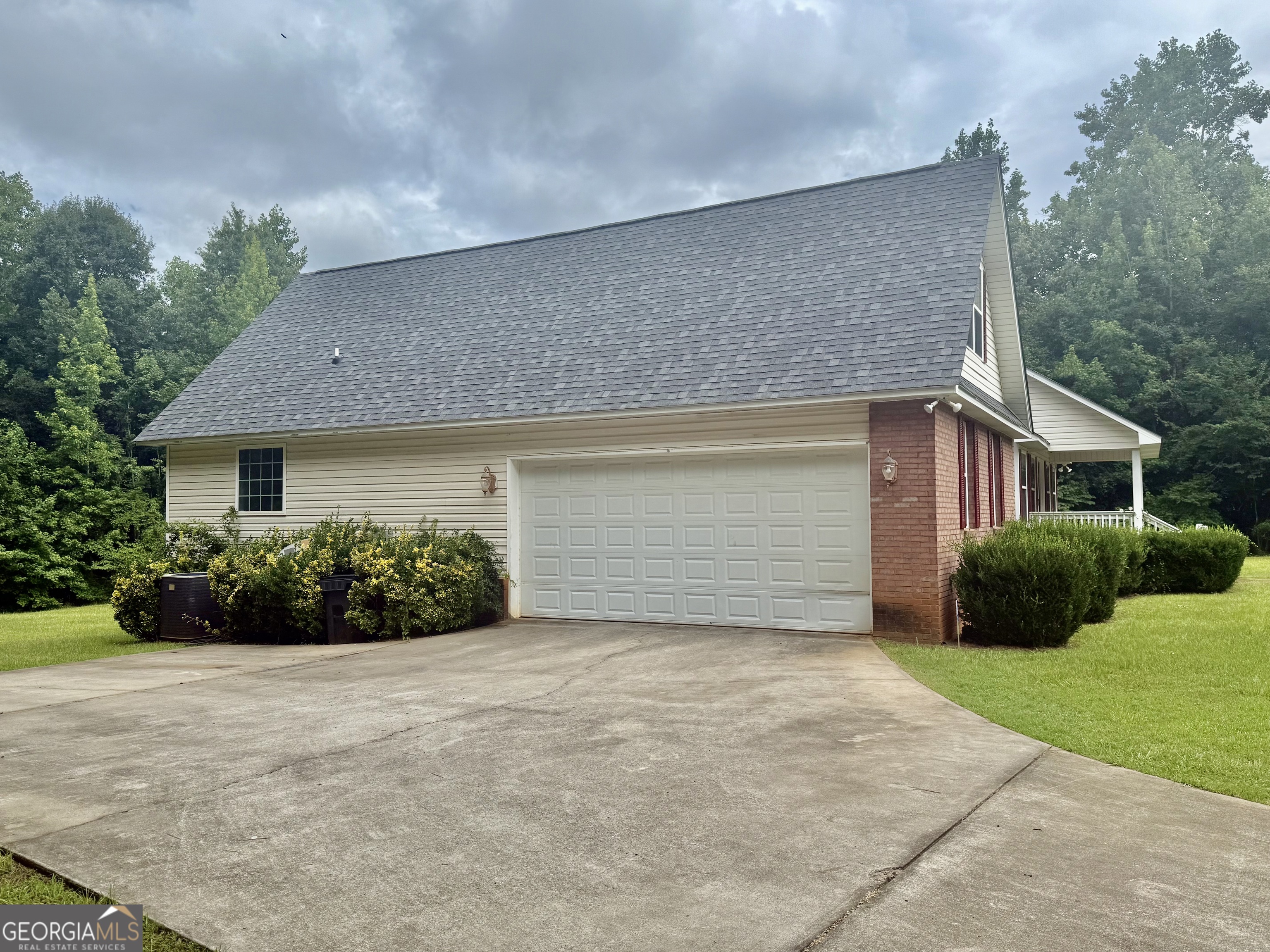 105 Nealys Way Haddock GA 31033